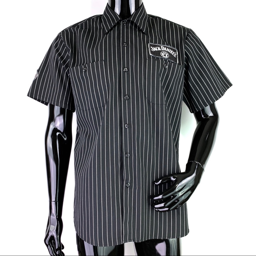 Jack Daniels men’s medium button front shirt NWOT